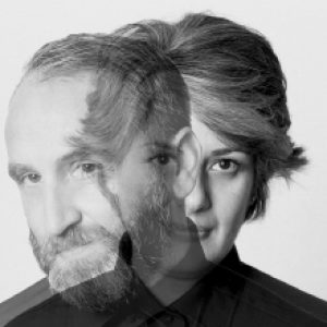 Retrato de Silvana Angeletti e Daniele Ruzza, casal de designers formado no ISIA de Roma e fixado em Rieti