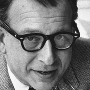 Eero Saarinen, designer da poltrona Womb e da série Tulip para a Knoll