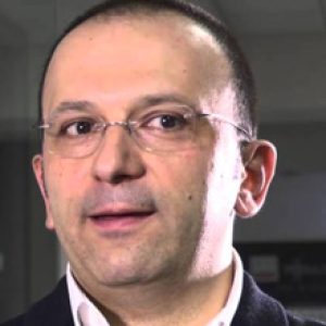 Paolo Pampanoni, arquiteto e designer de Assis — autor das divisórias modulares Mood da Las Mobili