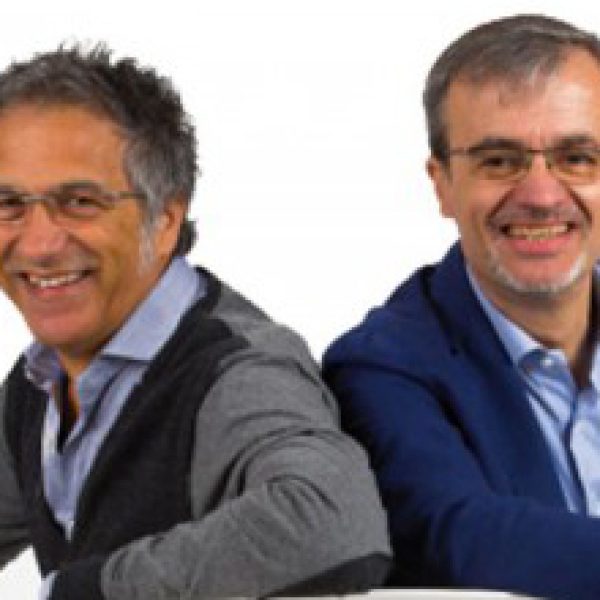 Os designers italianos Baldanzi e Novelli autores dos assentos Sitland e Bralco