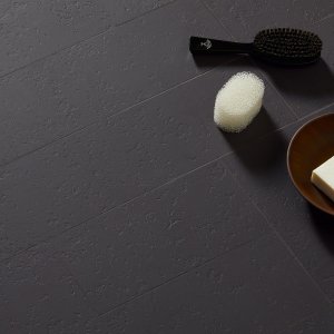 Superficie de gres extrudido Kosei da Mutina