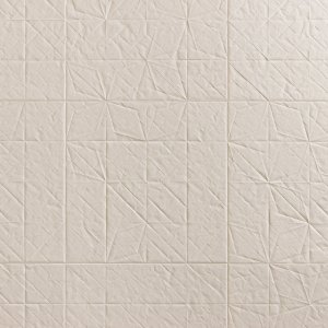Superficie de gres Folded da Mutina com relevo de papel dobrado
