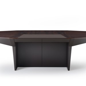 Base trapezoidal da Eidos lacada numa cor de pele da colecao PS