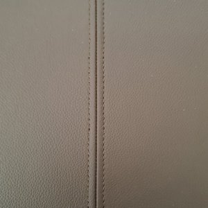 Bloco de gavetas largo Arche com puxadores de barra