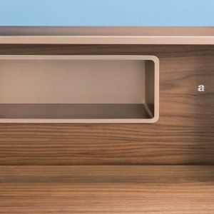 Toki Archiutti em composição angular a 90 graus