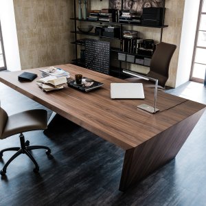 Secretária design Nasdaq num gabinete de direção