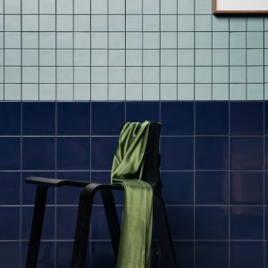 Os quatro formatos modulares Din assentes em combinação