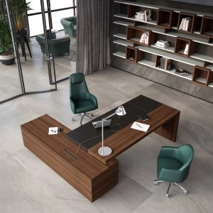 Painel de fundo em madeira que liga a perna de Ducale ao móvel lateral