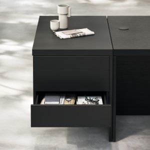 Mesa de conferência em V da coleção Mux70