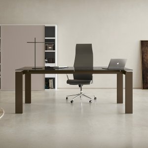 Secretária de direção GO da Colombini Office com suportes em melamina