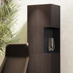 Móvel baixo Monolith de 240 cm com portas reversíveis push-to-open