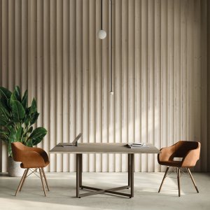 Mesa de reunião Sigma com base em cruz e torre pop-up à face