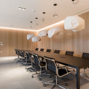 Gabinete de direção mobilado com cadeirões Nulite da Luxy