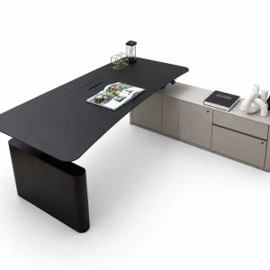 Bench de seis lugares Otto da Martex com canto em carvalho