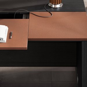 Mesa de reunião quadrada Ono Panel em nogueira com estrutura central preto veludo