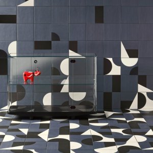 Parede Puzzle numa sala de reuniões