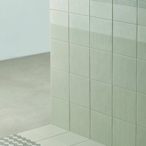 Padrão Grainy Black de Tape Mutina sobre base preta