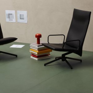 Sala de reuniões com pavimento Primavera Grigio