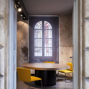 Secretárias de direção Asymmetrical 307 × 200 cm lacadas Nero mate