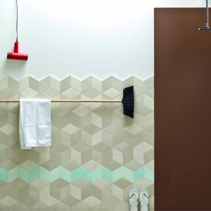 Instalacao sanitaria revestida de Tex White do chao ao teto