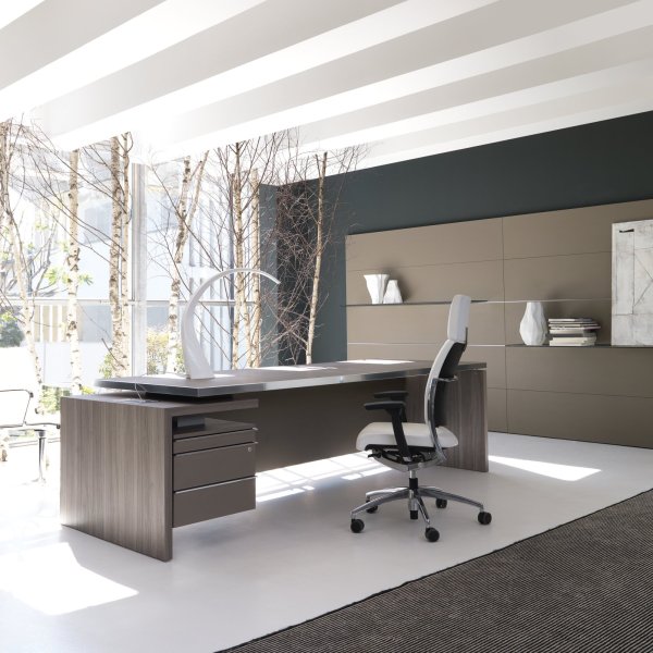 Balcão de receção IVM Office na entrada de um escritório